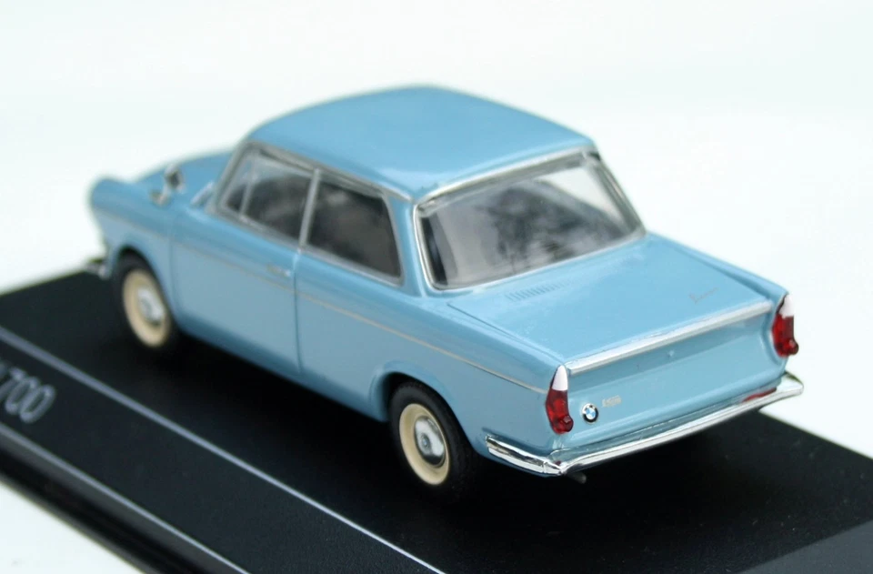 BMW 700 LS Lusso Anno 1962-1965, Celeste, Modello Minichamps In M. 1:43, OVP - Immagine 3 di 4