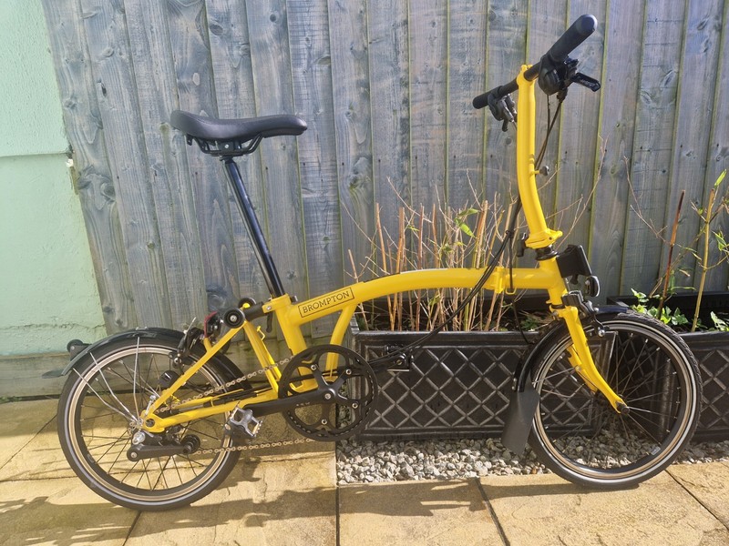 Brompton C line 6 speed folding bike used twice!