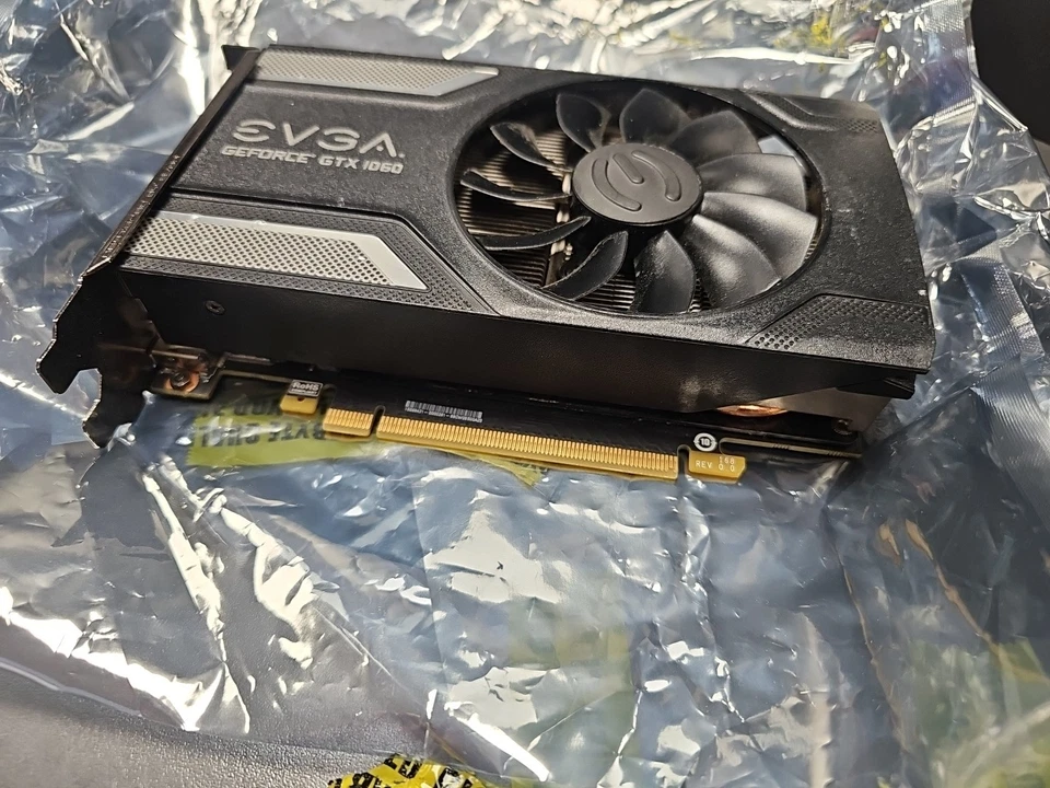 EVGA GeForce GTX 1060 6GB Graphics Card - Faulty - Image 2 of 4