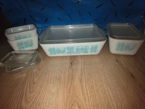 Vintage PYREX Amish Butterprint 8 Pc Refrigerator Set 501 502 503