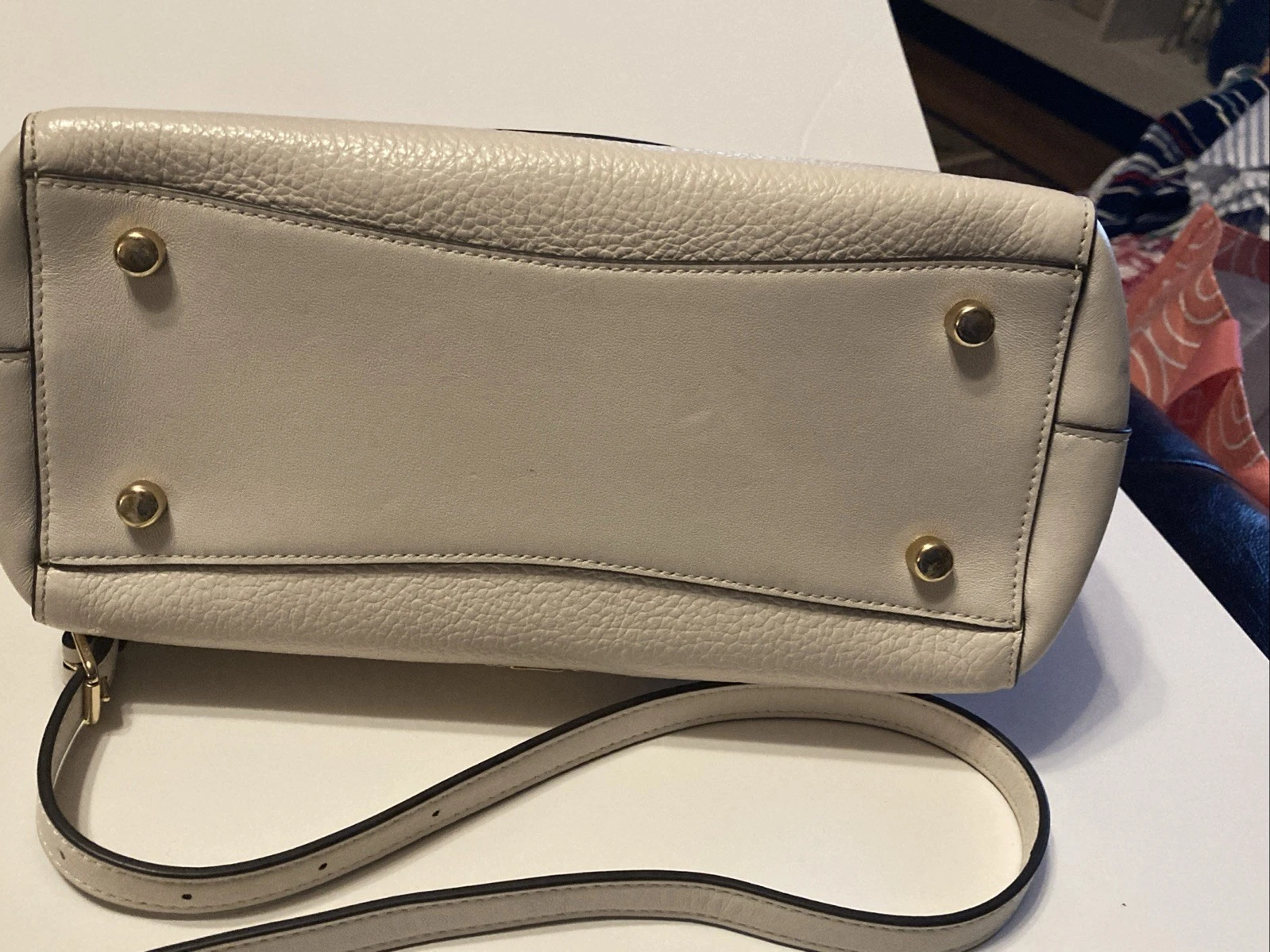 Coach Blake 25 borsa da trasporto gesso con accenti oro borsa a tracolla F35125 VEDI