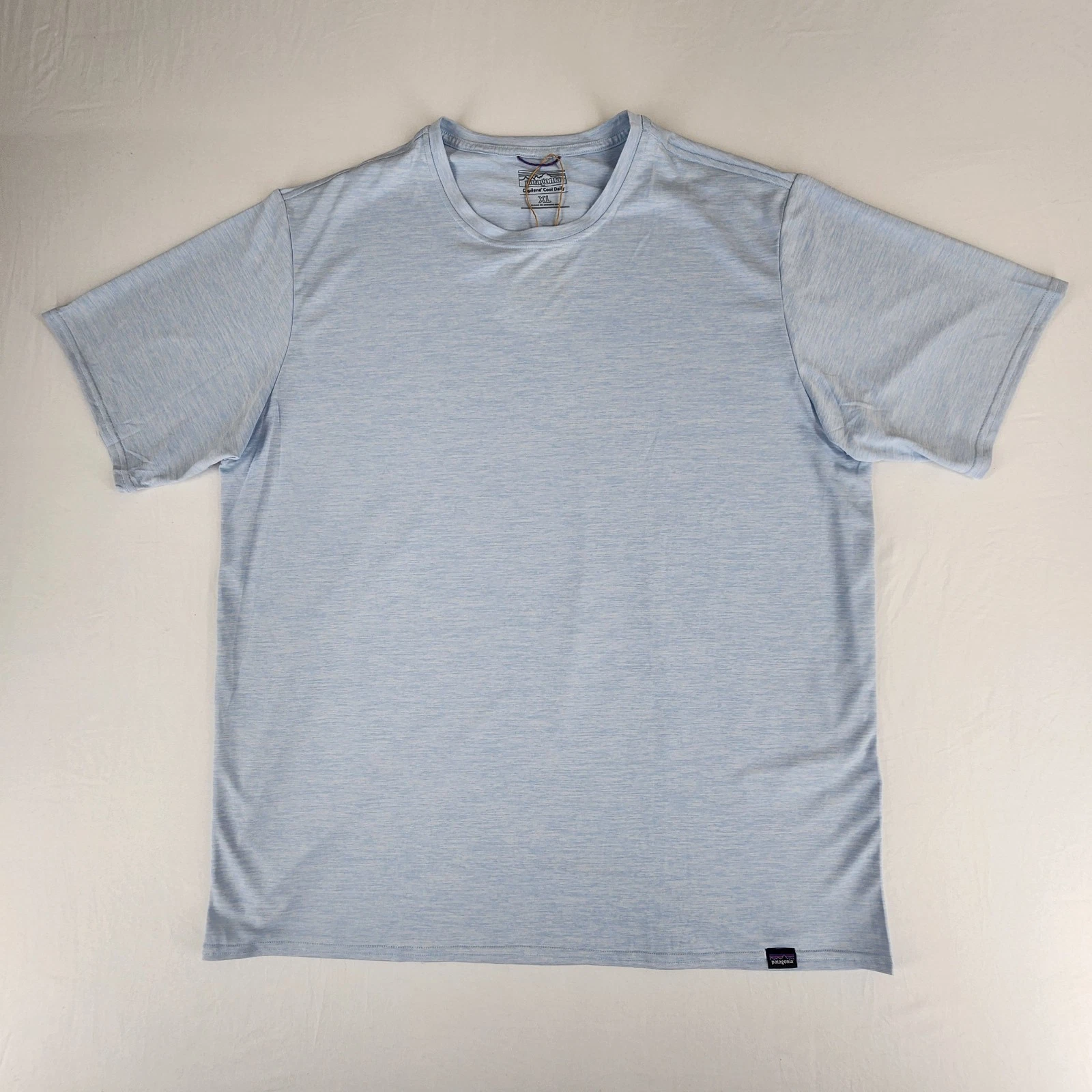 Patagonia Capilene Cool Daily T Shirt Mens Med XL XXL Fleck Blue Wicking Outdoor
Opens in a new wind