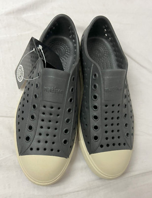Native Adults Jefferson Slip On Sneaker/Water Shoe Jiffy Black Men 5/Women 7 New