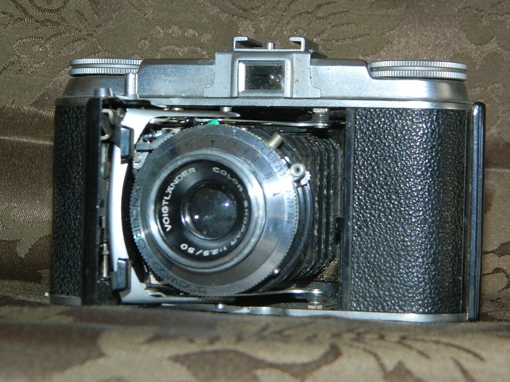 Appareil Photo Ancien à Soufflet Voigtlander Vito II - Vintage
