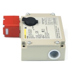   1PC  Guard Lock Safety-door Switch D4BL-2CRA 