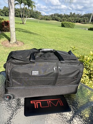 Tumi Alpha 2 Large 2 Wheeled Rolling Split Duffel Bag 22043D2 Used