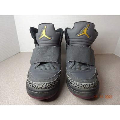 Nike Air Jordan 512246-038 Son of Mars Bordeaux 2012 Youth size 7Y or Womens 8.5