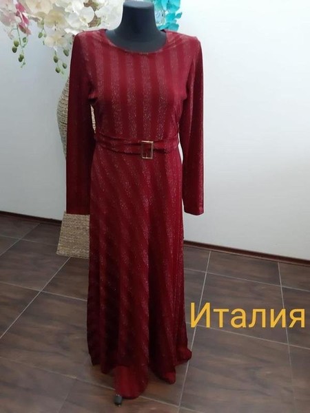 Women Ballin Dress Burgundy 42 / XL / 50