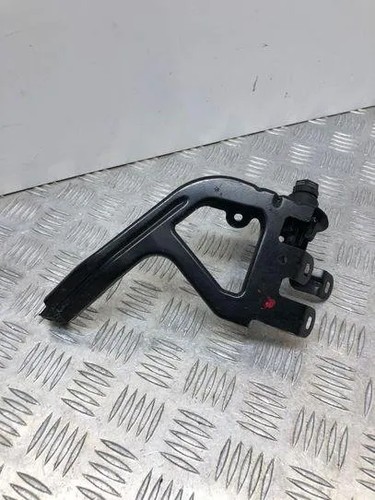 BMW 5 F10 Kotflügelhalter vorne links 2.00 Diesel 135kw 2011 22993762