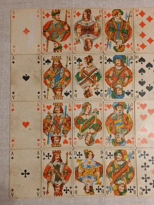 Ancien Jeu Complet De 32 Cartes dans un étui en cuir ASS Altenburger - Allemagne - Photo 1/4