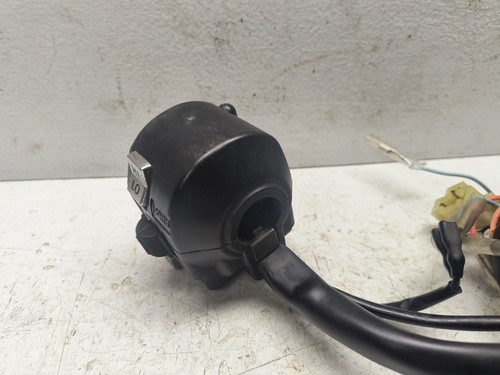 1983 Honda Magna V65 VF1100C OEM Left Bar Control Horn Turn Light Switch Button - Picture 10 of 11