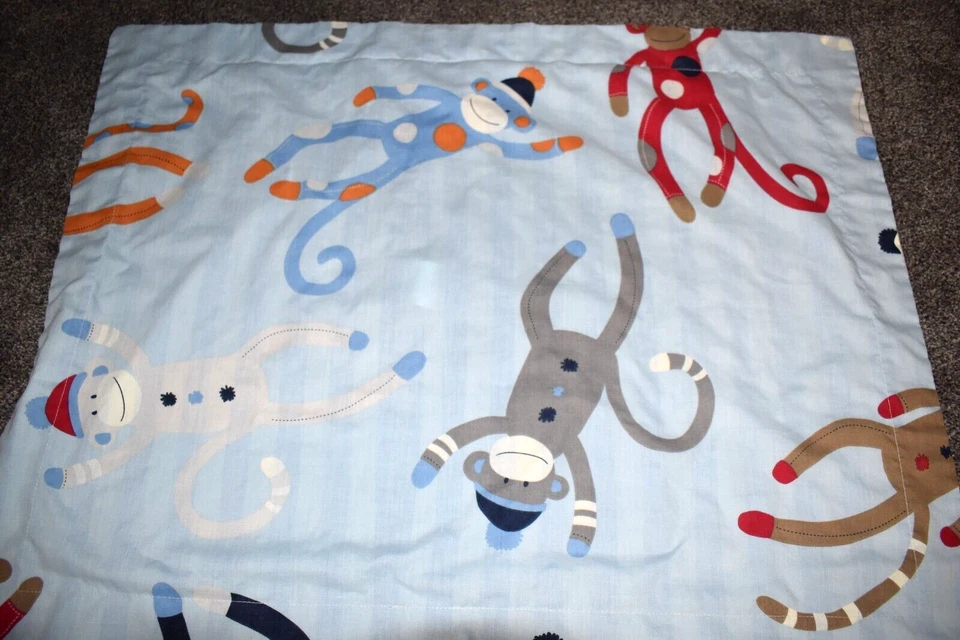 E3!¡GUAU! Juego de 3 fundas de almohada a rayas a lunares MoNkEy calcetín azul jumping beans Foto 4 de 4