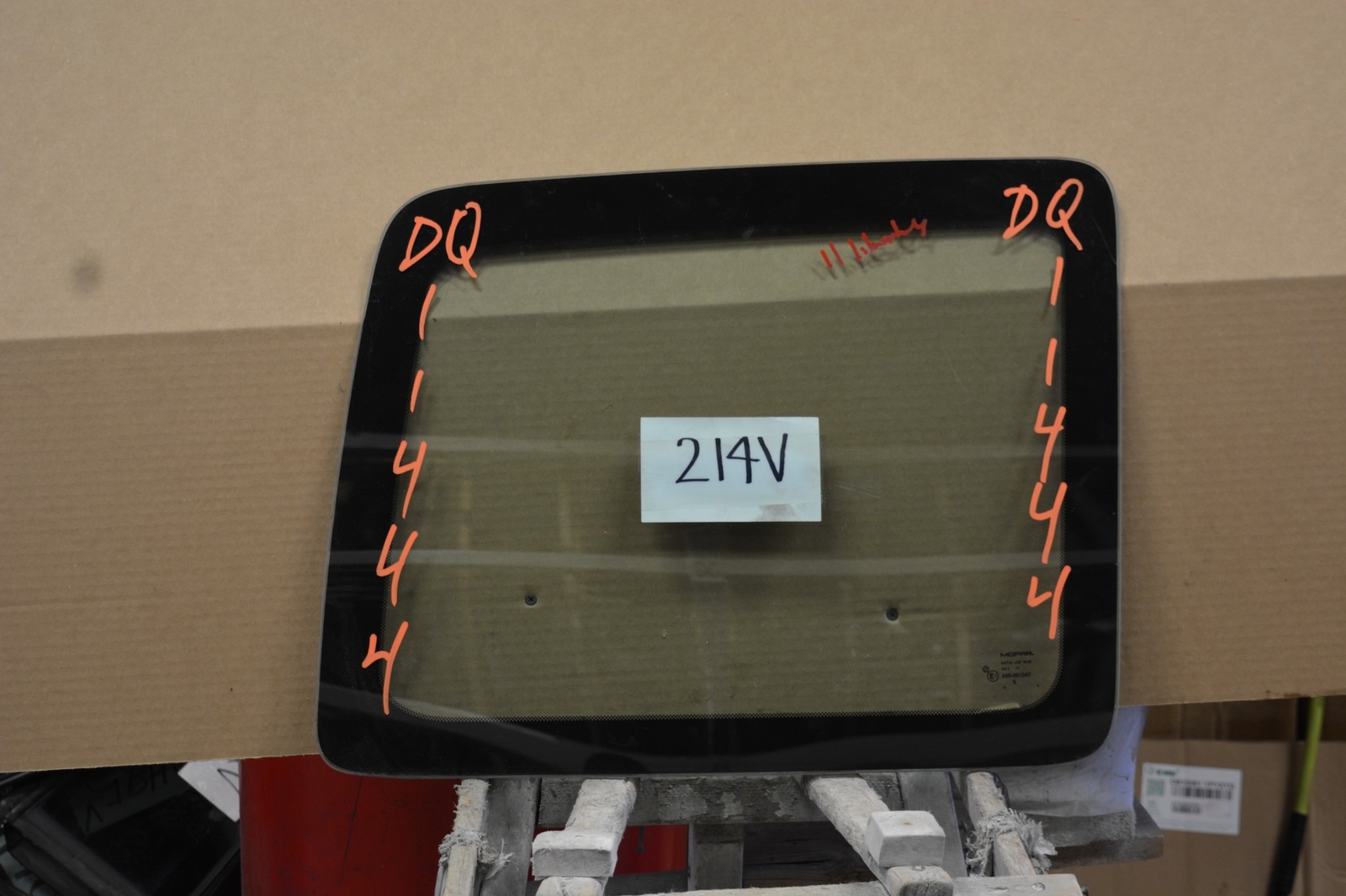 08 09 10 11 12 Jeep Liberty REAR PASSENGER Side Quarter Glass Window #214-V