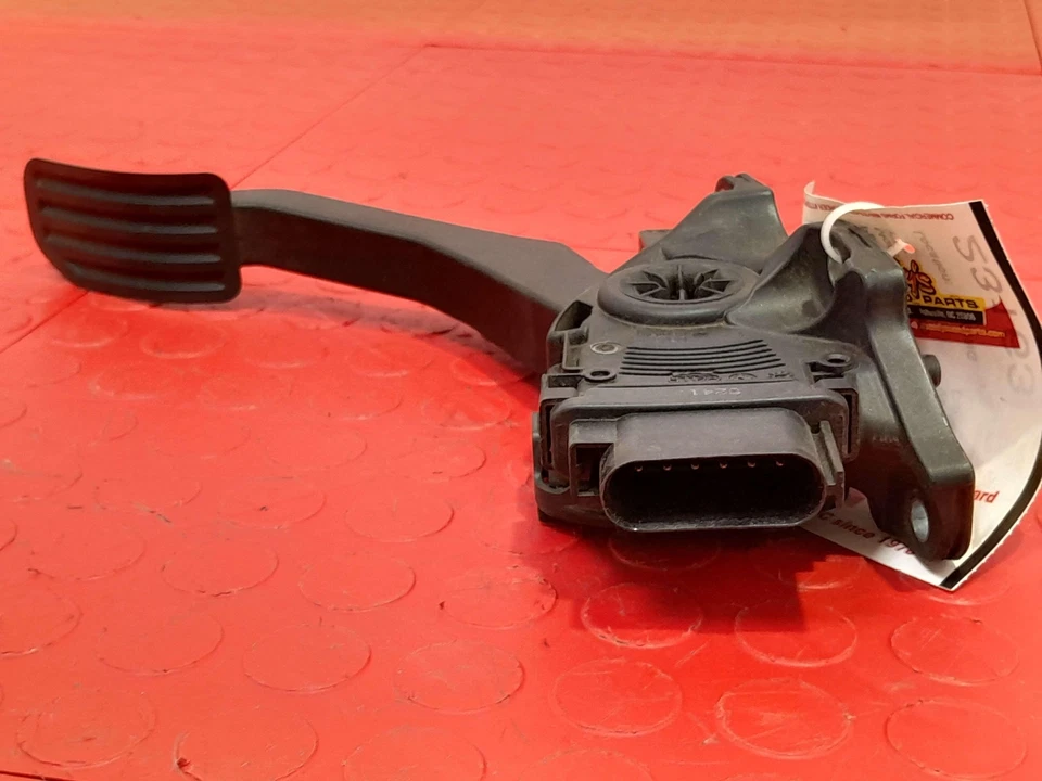 Conjunto de pedal acelerador Volvo XC60 2010-2017 pieza original OEM 31329062 Foto 3 de 4