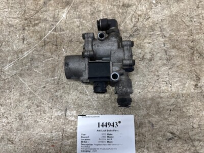 Freightliner Wabco ABS Solenoid Modulator Valve 4721950520 From 2015 Cascadia