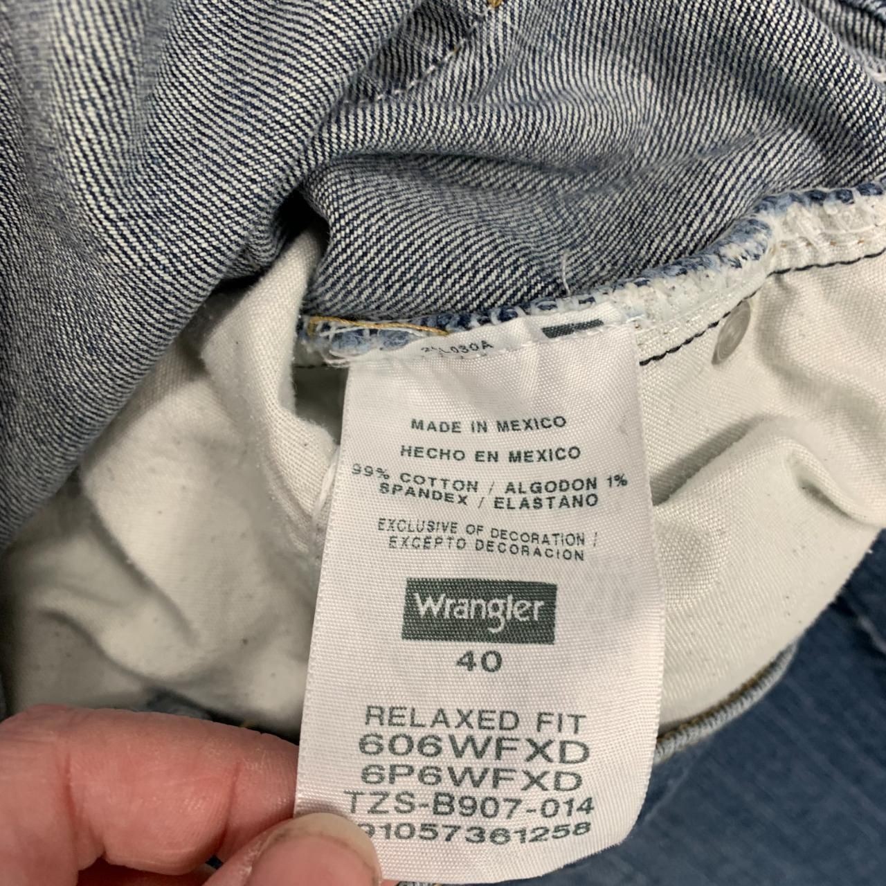 Wrangler Denim Shorts Relaxed Fit, Jean shorts / jorts Men's 40 thumbnail 4