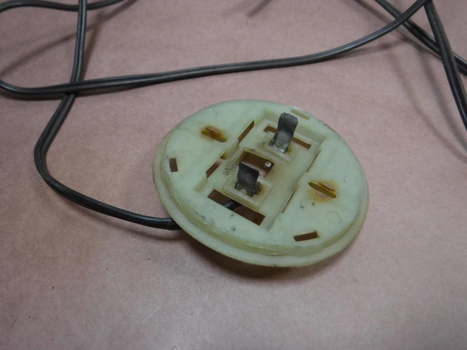 AMC Eagle Luz Superior Base Montaje Fábrica OEM Envío Gratuito Foto 2 de 4