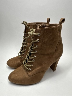 Wild Diva Boots Womens sz 6.5 Ankle Brown Suede Heels