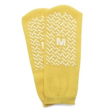 HALYARD 48701 PATIENT SLIPPERS, Medium, Yellow, Non-Skid, Case 48/PAIRS