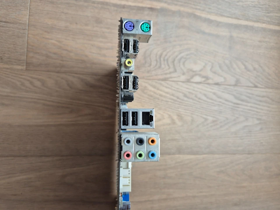 ASUS P5QL SOCKET LGA775 DDR2 PCIe PCI ATX + Intel CORE 2 DUO E8400 - Immagine 2 di 2