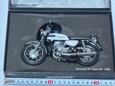 Minichamps 1/12 Kawasaki H1 Mach III Blue/White