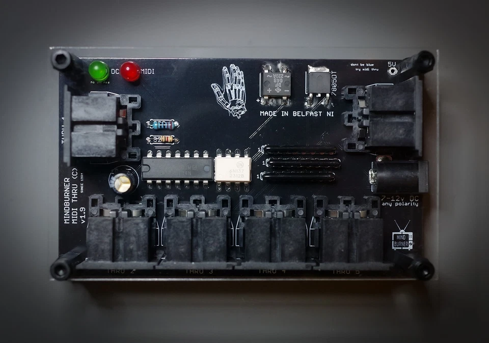 MINDBURNER MIDI 5-Wege MIDI Thru Splitter - JEDE POLARITÄT ideal für 9 V Gitarren-Netzteil - Bild 2 von 2