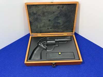Vintage S&W Model 29 Premium Presentation Case  4'' .44 Magnum N-Frame