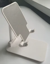 Adjustable / Collapsible Stand Desktop Cell Phone Holder
