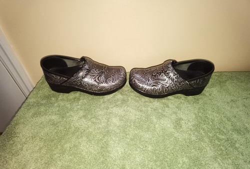 Dansko Size 37 Professional Gray/Metallic Paisley Floral Leather Clog Women - Picture 2 of 11