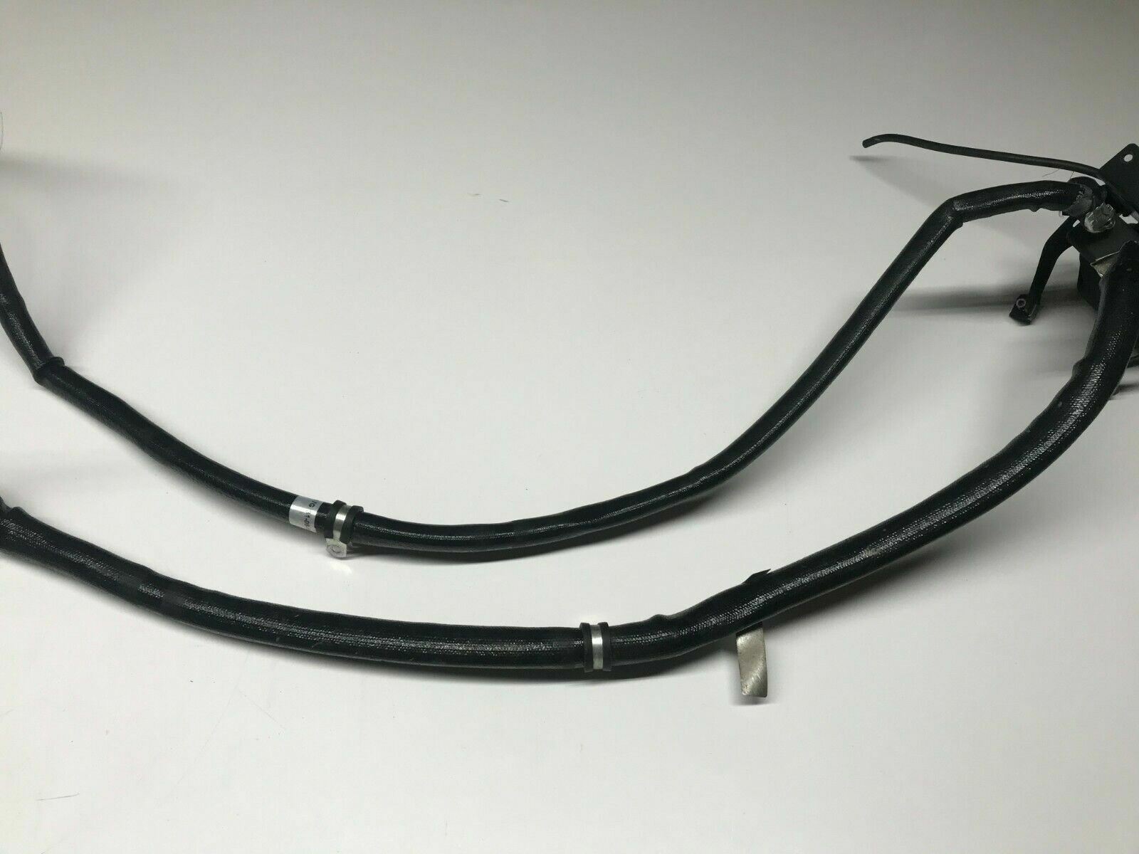 FERRARI 488 POWER STEERING RESERVOIR TUBE FROM TANK TO PUMP OEM 315560 315062