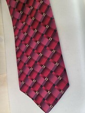 Vintage Silk Tie George Shades of Red Made to Look Quilted Made in the USA T136