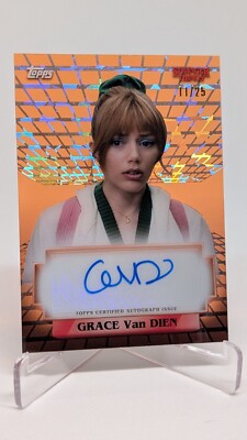 Topps Stranger Things High Tek Grace Van Dien as Chrissy Cunningham Auto /25