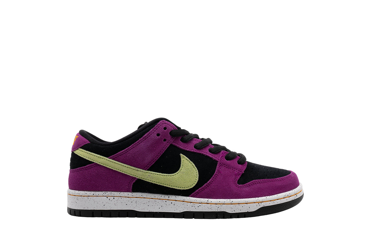 NIKE SB DUNK LOW "RED PLUM"