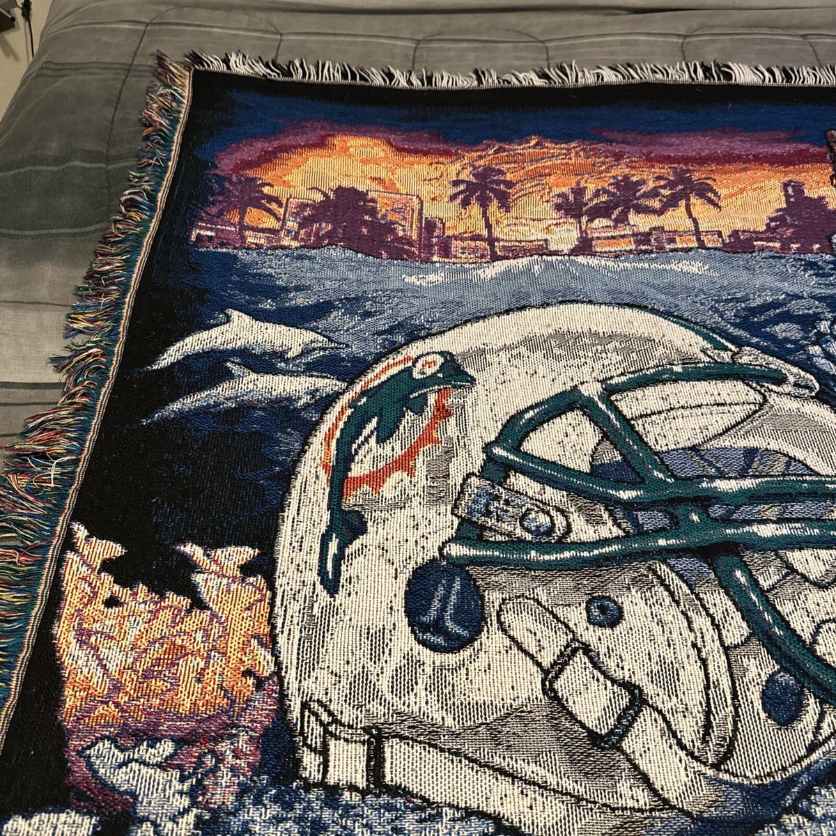 【rug】Dolphins NFL タペストリーラグマット ドルフィンズ NFL Spirit Miami Dolphins Area Rug - Carpetmart.com - Carpet