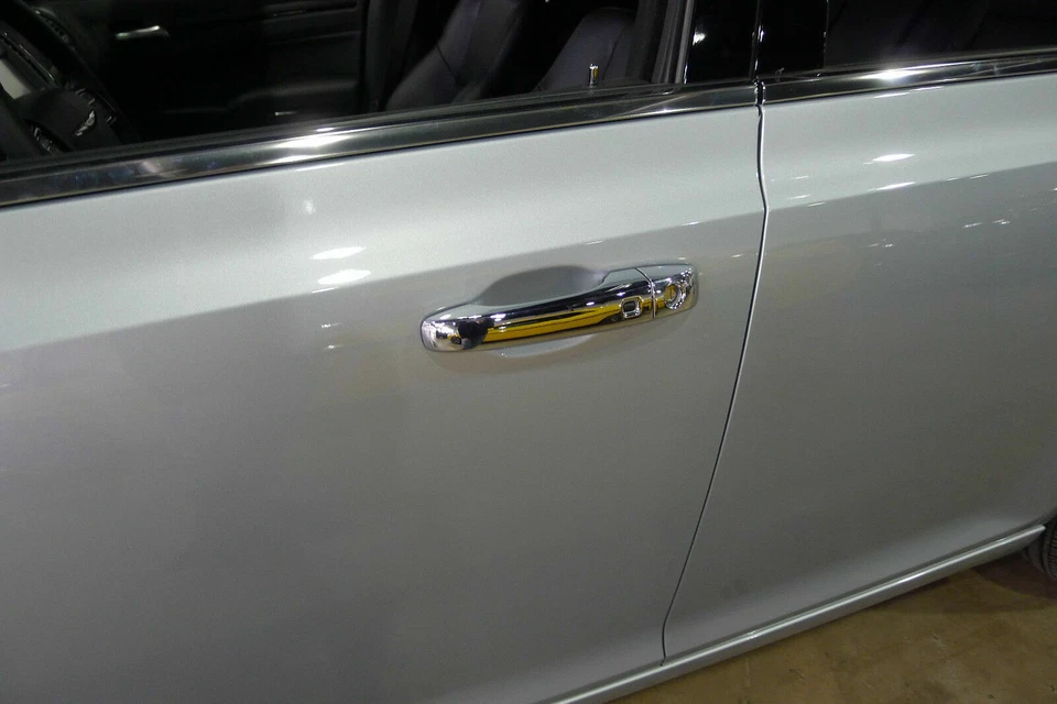 Cubiertas de manija de puerta cromadas para Dodge Journey 2011-2020 con orificio Smartkey Foto 3 de 3