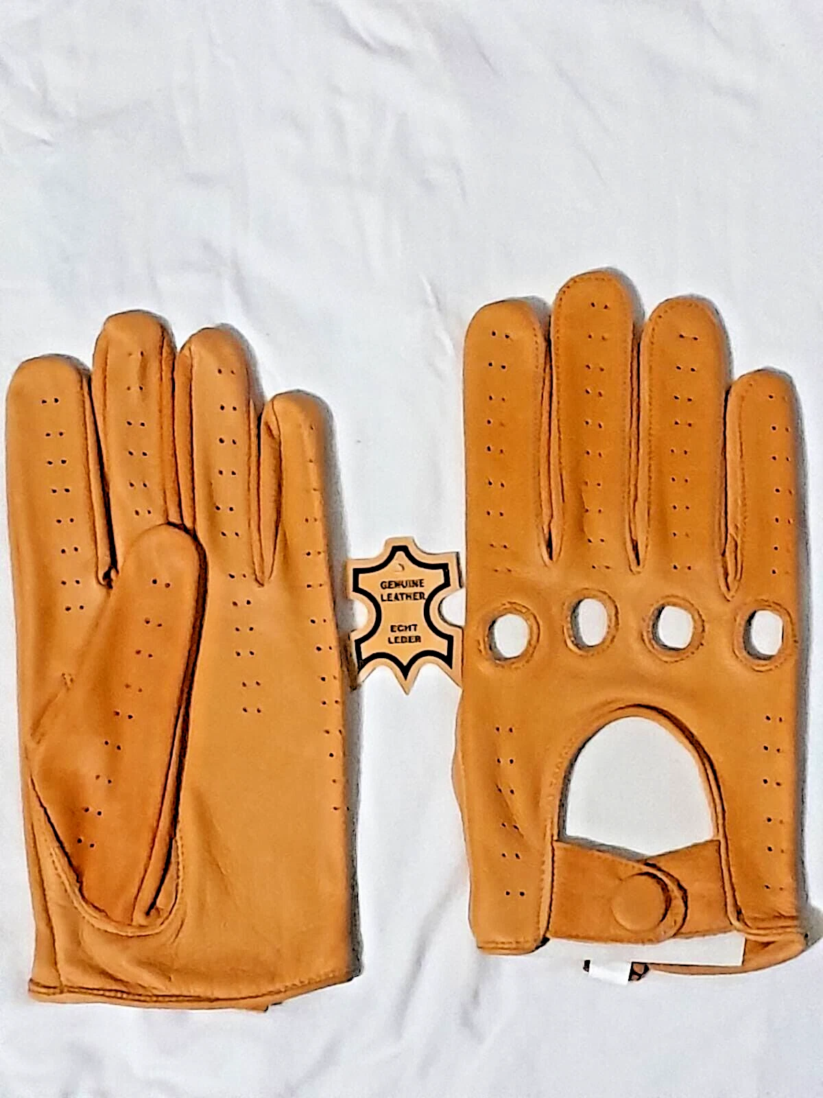 Men's Glove - Brown
Opens in a new window or tab