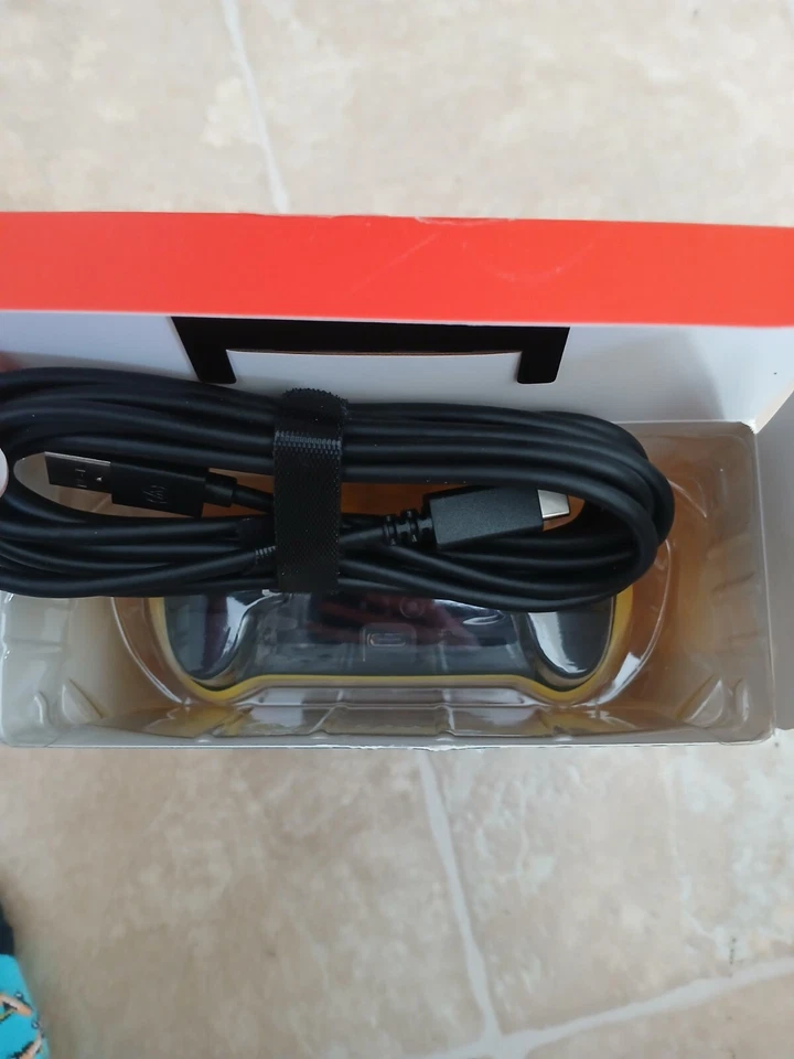 Brand New Fortnite Peely Enhanced Wireless Controller For Nintendo Switch-NoCODE - Image 4 of 4