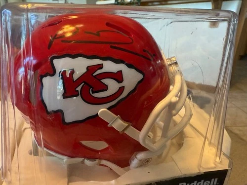 Patrick Mahomes signed Riddell Helment