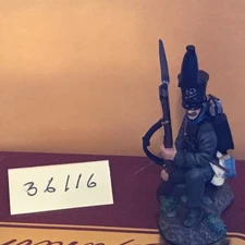 W. Britain, Nap. Wars, Brunswick Lieb Battalion Kneeling Defending(#1),  #36116