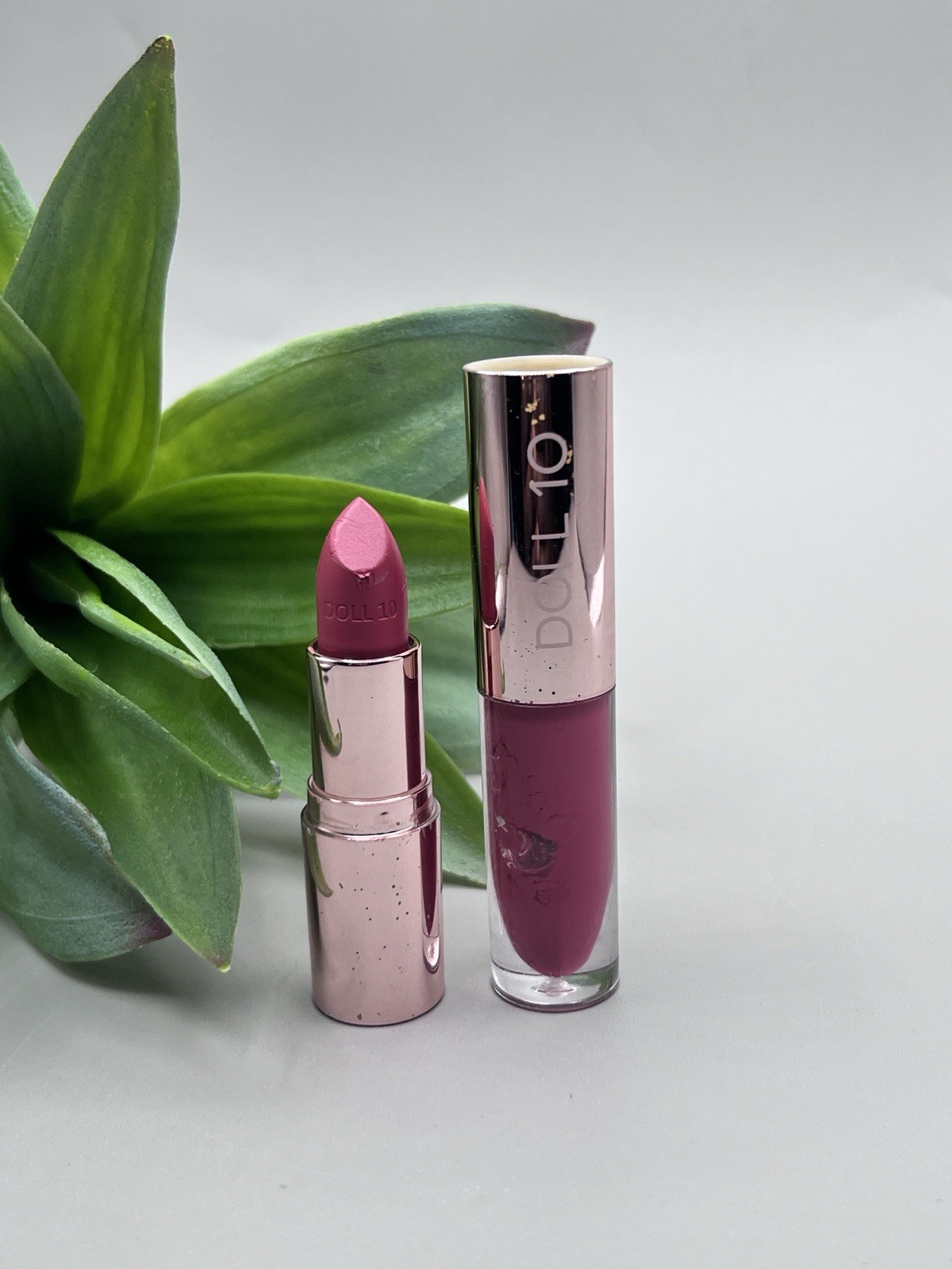 Doll 10 Lipstick/ Lip Gloss Duo SPICY Full Size DAMAGED TIP/