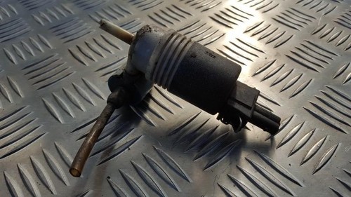 1H6955651 Waschwasserpumpe, Scheibenreinigung  Volkswagen Passat DE372572-72