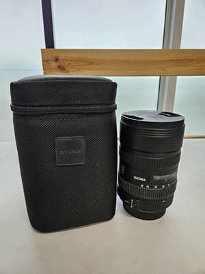 SIGMA 8-16mm F4.5-5.6 HSM OBJEKTIV + KAPPEN PENTAX FIT