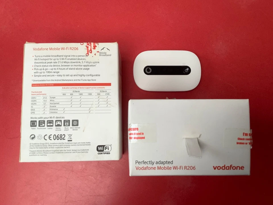 Vodafone mobile broadband Wifi R206 device for up to 5 devices - Image 2 of 3