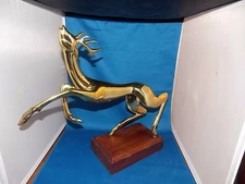  STUNNING ART DECO BRONZE OF A STAG DEER BY HATTAKITKOSOL SOMCHAI A5/100