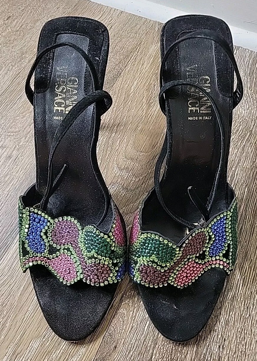 Picture 1 of 20
