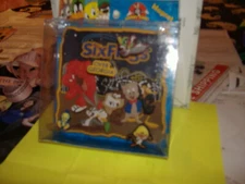 SIX FLAGS GREAT AMERICA  SUPER LARGE LASER CUT LOONEY TUNES MAGNET IN BOX NEW