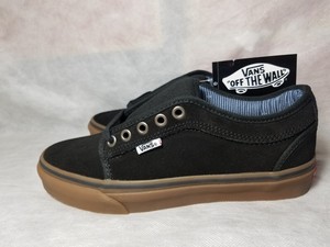 suede chukka low
