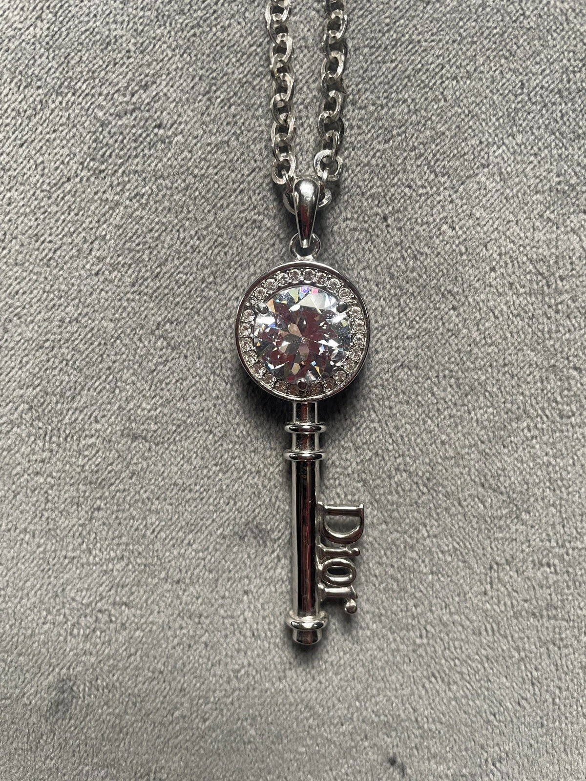Collana Vintage Christian Dior Enorme Chiave Argento Strass 18”.