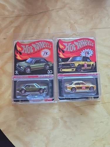 Hot Wheels Red Line Club 72 Datsun 510 & Datsun Bluebird 510 Club Exclusive!