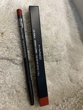 MAC Lip Pencil Crayon A Levers New in box 0.05 oz chili Rimmed